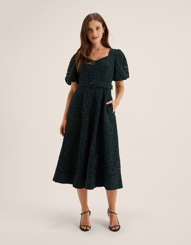 Review - Dora Lace Dress