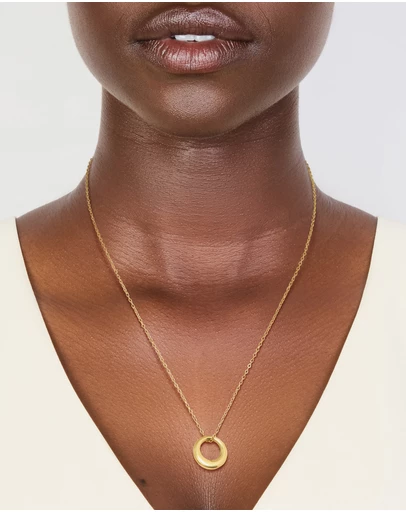 Lovisa - Waterproof Gold Plated Stainless Steel Disc Pendant Necklace