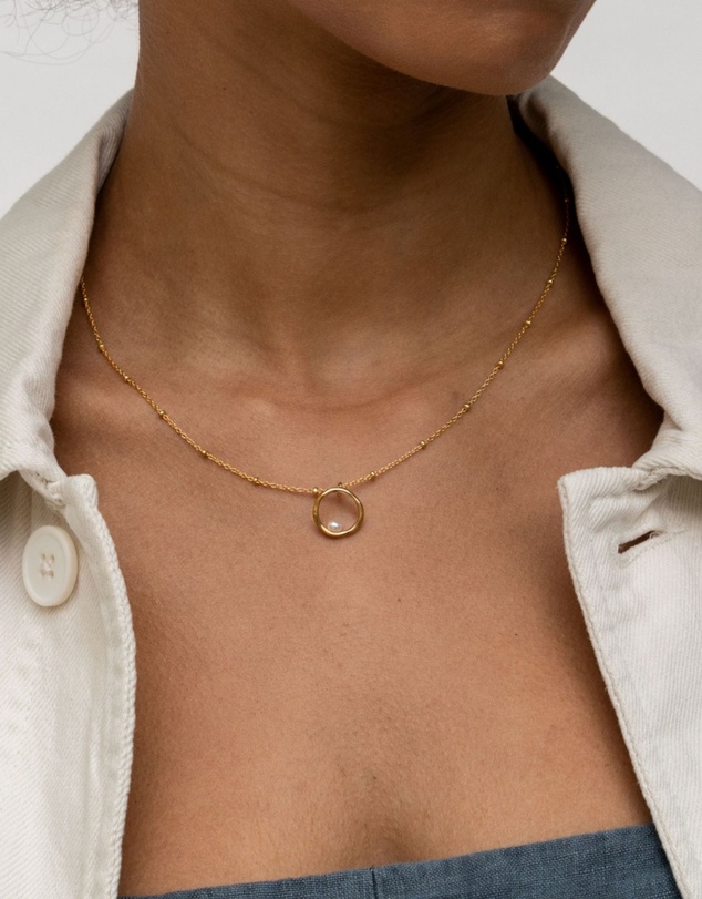 Dower & Hall - Women's Open Circle & White Pearl Waterfall Pendant In Gold Vermeil