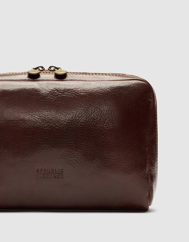 Republic of Florence - Primo Brown Toiletry Bag
