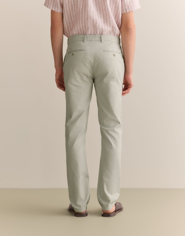 Trenery - Regular Fit Yarn Dyed Cotton Dobby Chino in Light Grey