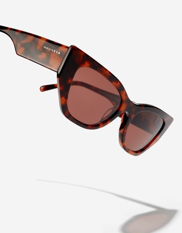 Hawkers Co - HAWKERS - Carey Rosewood MANHATTAN Sunglasses for Men and Women UV400
