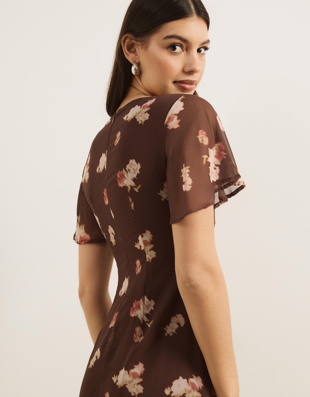 Atmos&Here - Tasha Flutter Sleeve Maxi Dress