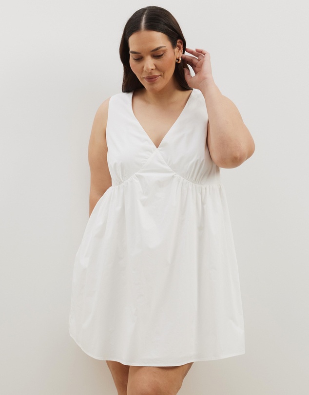 Atmos&Here Curvy - Louisa V-Neck Mini Dress