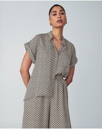 Willa - Taurus Shirt