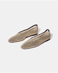 DoF Studios - Maison Slippers