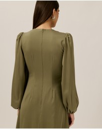 Tussah - Florence LS Satin Midi Dress