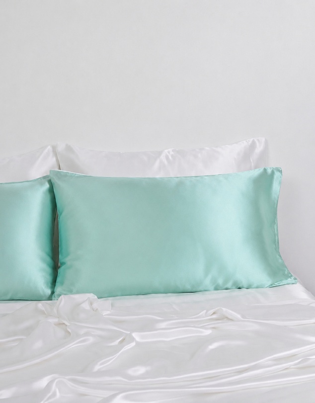 SILK MAGNOLIA - Pure Silk Pillowcase
