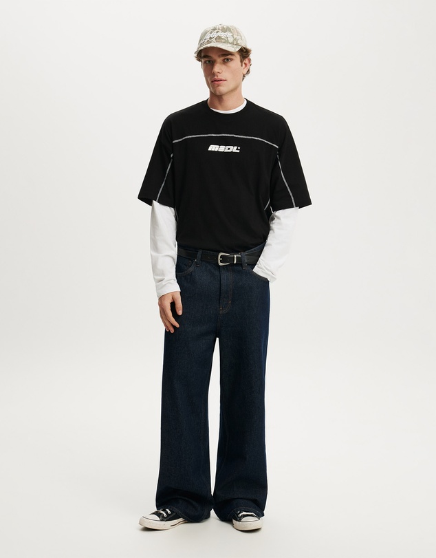 Cotton On - Cropped Fit Graphic T-Shirt