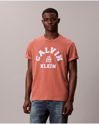 Calvin Klein Jeans - Varsity Logo Graphic Relaxed T-Shirt