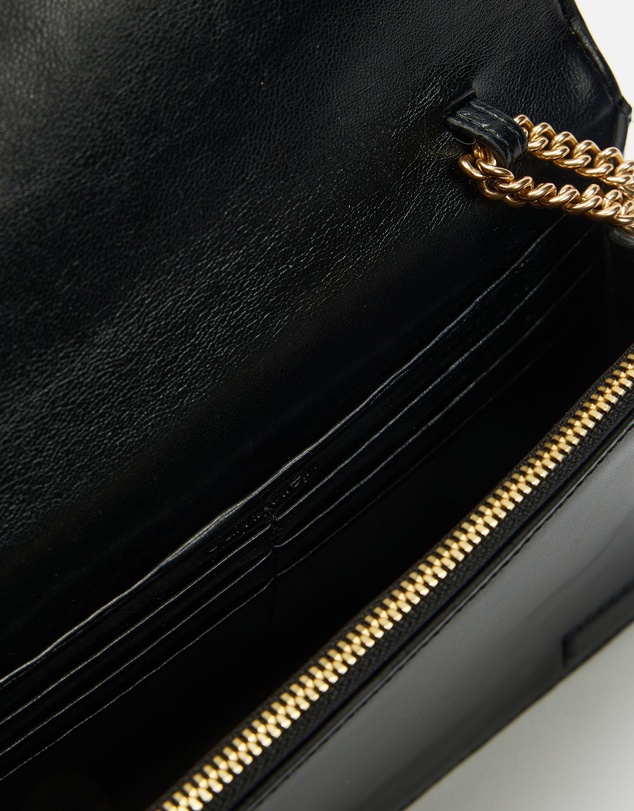 Calvin Klein - Wallet On Chain