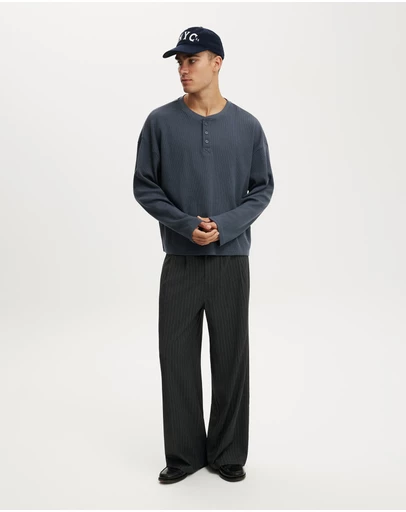 Cotton On - Relaxed Fit Textured Henley Long Sleeve