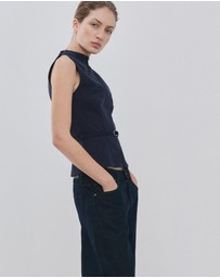 M.N.G - Cynthia Vest
