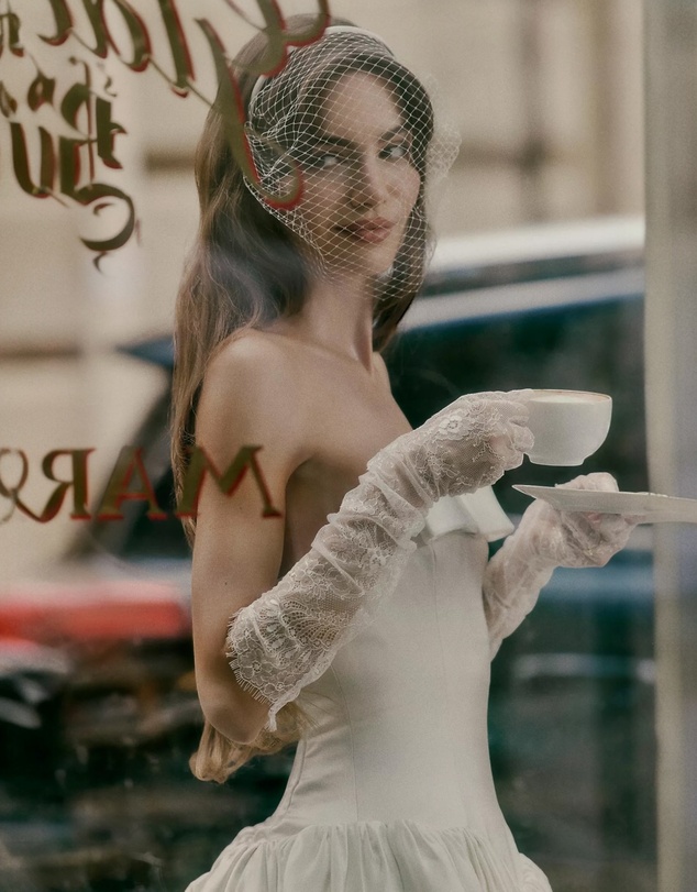 High Heel Jungle - Chantilly Lace Gloves