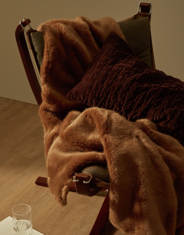 Country Road - Loui Faux Fur Throw