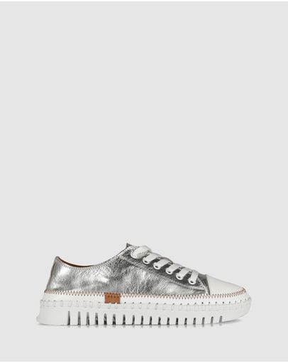 White/silver