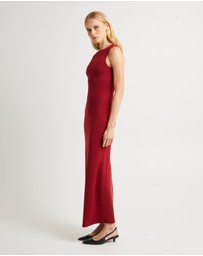 Alice In The Eve - Dahlia Curve Cut Out Maxi Dress