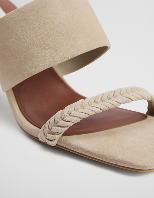 Country Road - Samantha Heel