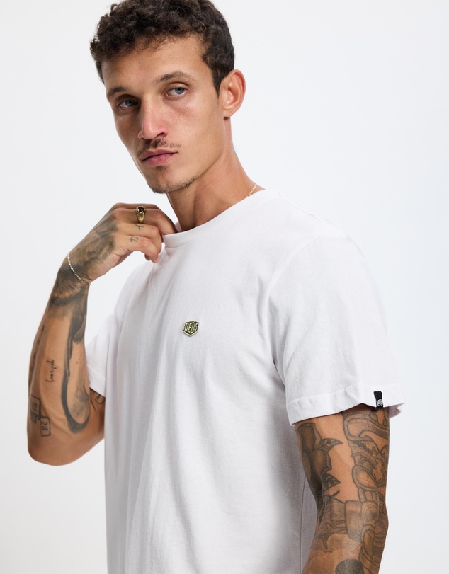 Deus Ex Machina - Shield Standard Tee