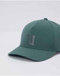Vuori - Magnitude Hat 2.0