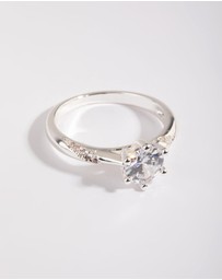 Lovisa - Silver Plated Twisted Ring with Cubic Zirconia