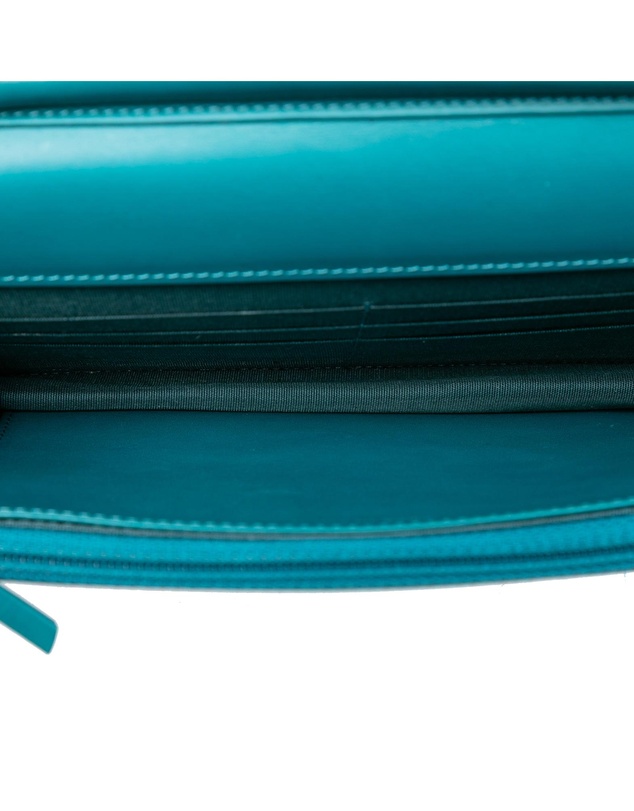 Pre-Loved by Azura Reborn - Pre-Loved CC Caviar Wallet On Chain