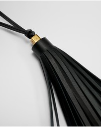 Country Road - Tassel Leather Charm