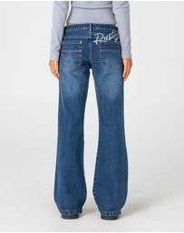 Rusty - Shorty Freida Flare Low Rise Jeans