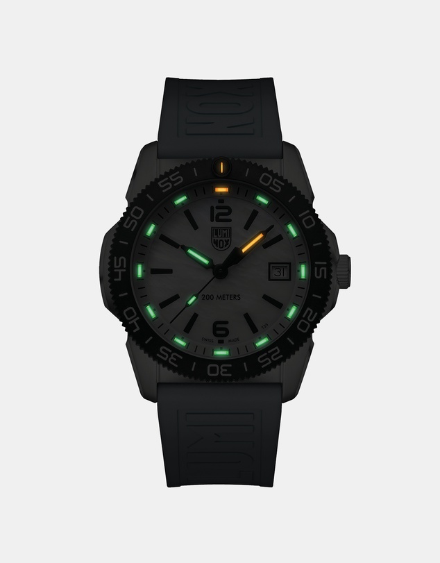 Luminox - Luminox Pacific Diver Ripple Diver Watch