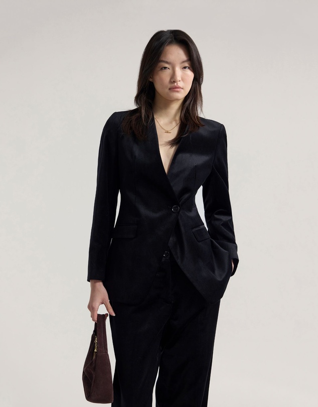 Oxford - Raffi Velvet Collarless Blazer