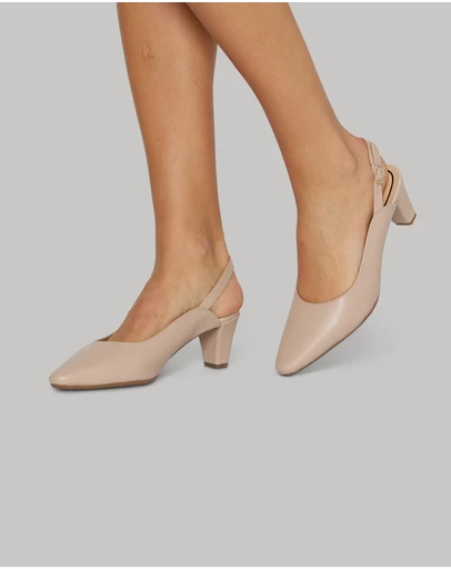 Easy Steps - Agatha