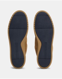 Tommy Hilfiger - Modern Light Suede Moc Toe Shoes - Men's