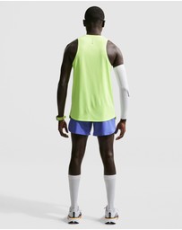 Nike - 5in Stride Dri-FIT Brief-Lined Running Shorts