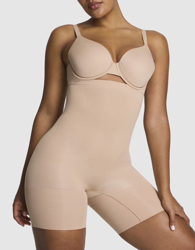 Spanx - Spanxsculpt Gofigure-High Waist Mid Thigh Short