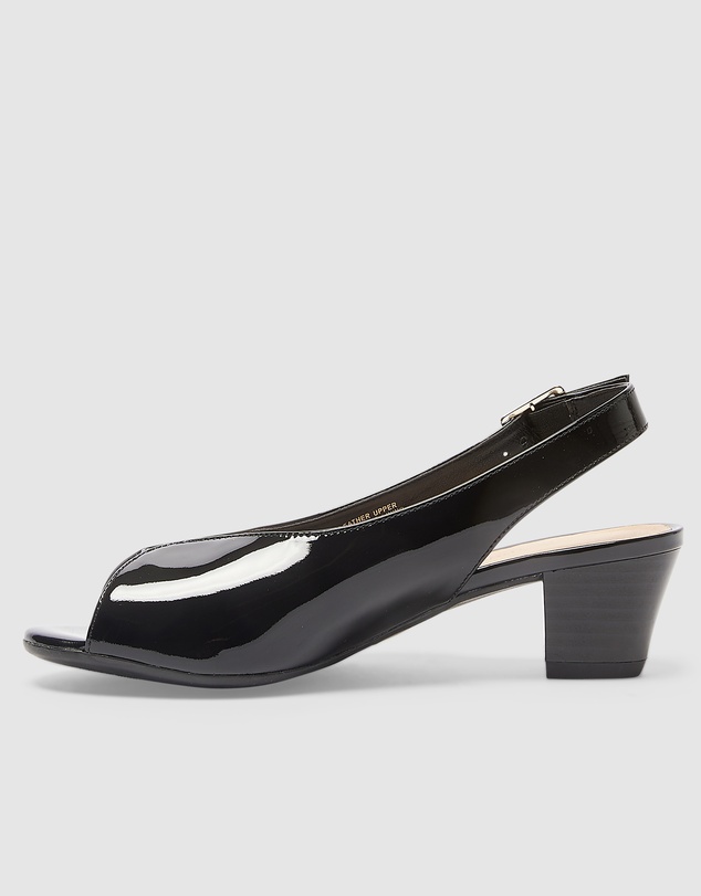 Wide Steps - Hilda