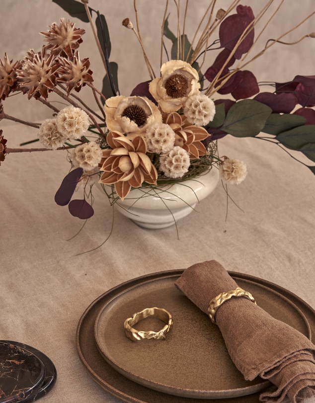 Black Blaze - Flow Napkin Ring Set