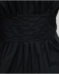 Calli - Tucked Sleeveless Shirt