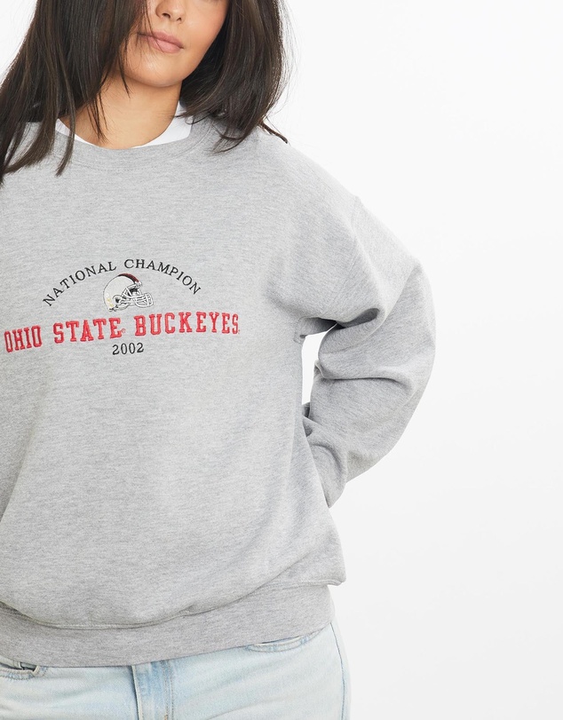 Vintage by The Real Deal - Pre Loved - Vintage 2002 NCAA Ohio State Buckeyes Sweatshirt