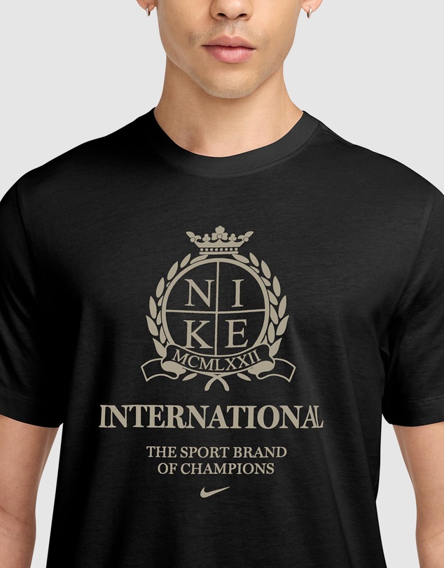Nike - Nike Sportswear T-Shirt