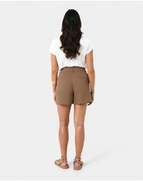 Forcast - Lexee Pleat Front Short