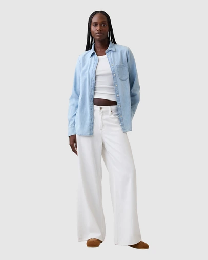 GAP - Organic Cotton Denim Classic Shirt