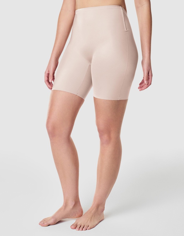 Spanx - SPANXshape Suit Your Fancy Low Back Mid-Thigh Short