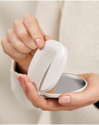 Joseph Joseph - Viva 2-in-1 Compact Magnifying Mirror (Shell)