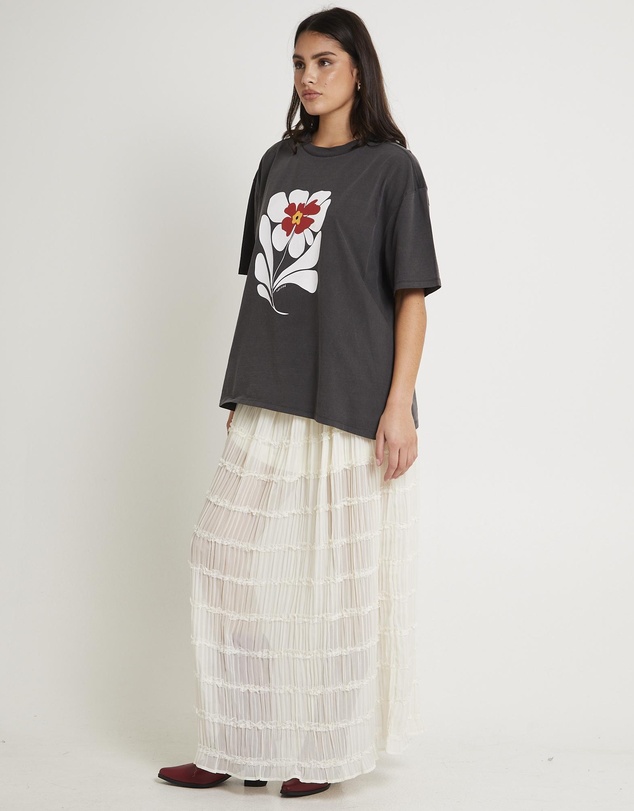 Subtitled - Flora Washed Oversized T-Shirt