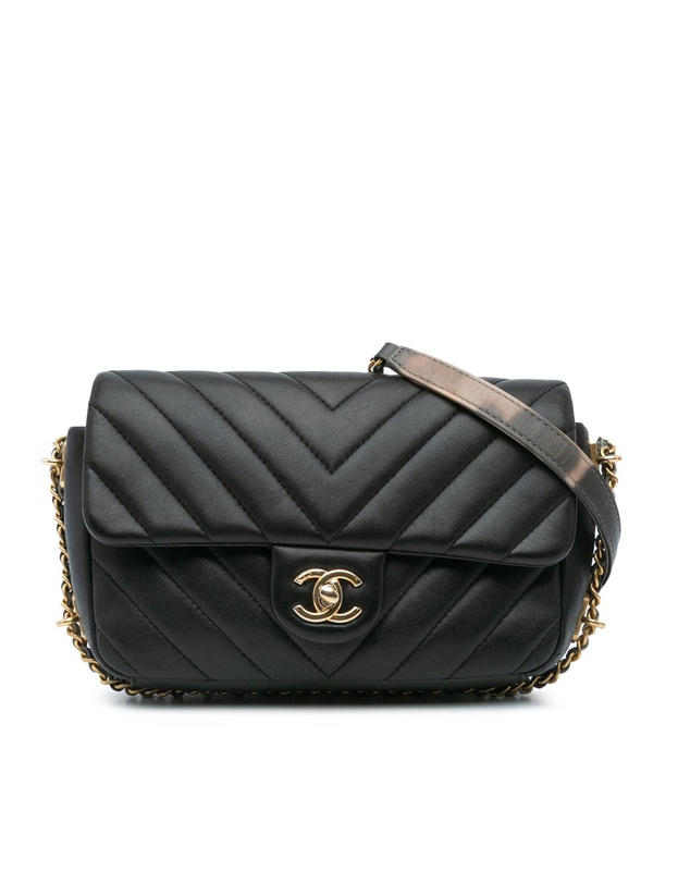 Pre-Loved by Azura Reborn - Pre-Loved chanel Chanel 19 Crossbody Quilted Lambskin