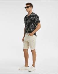 yd. - Herston Chino Short