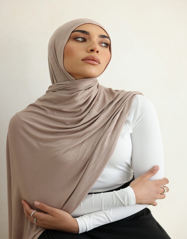Mod Squad - Luxe Jersey Hijab- Fawn