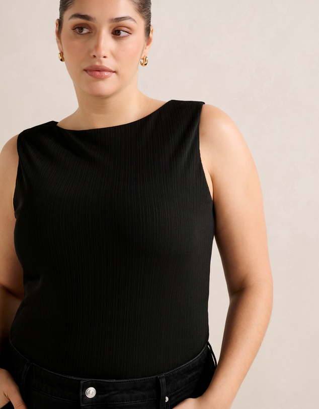 Forever New Curve - Frankie Curve Boat Neck Tank Top