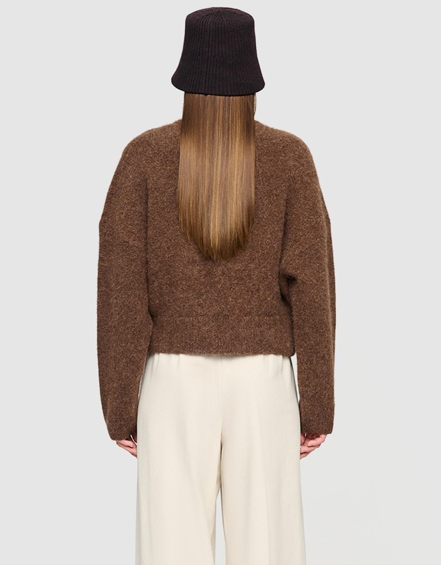 Clea - Archer Fluffy Bomber
