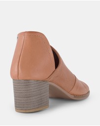 Miss Sofie - Cath